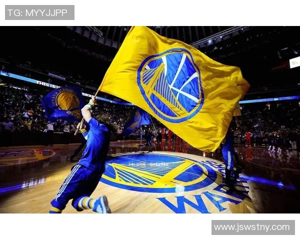 勇士与国王激战12月28日NBA赛场精彩对决引发球迷热议