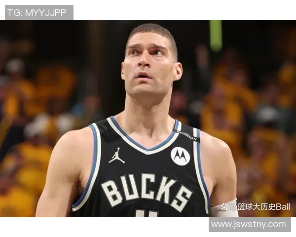 布鲁克洛佩斯：从篮筐之下到三分线外的全能大个子之路